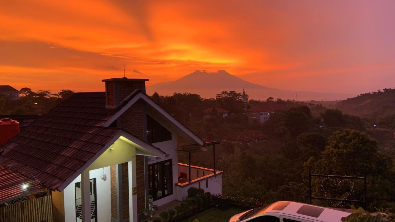 Villa Kay Mountain Bogor Kültér fotó